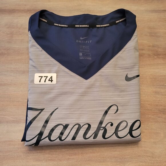 New York Yankees Nike Dri-Fit Performance Pullover MLB Official Men's Large EUC - Picture 11 of 11